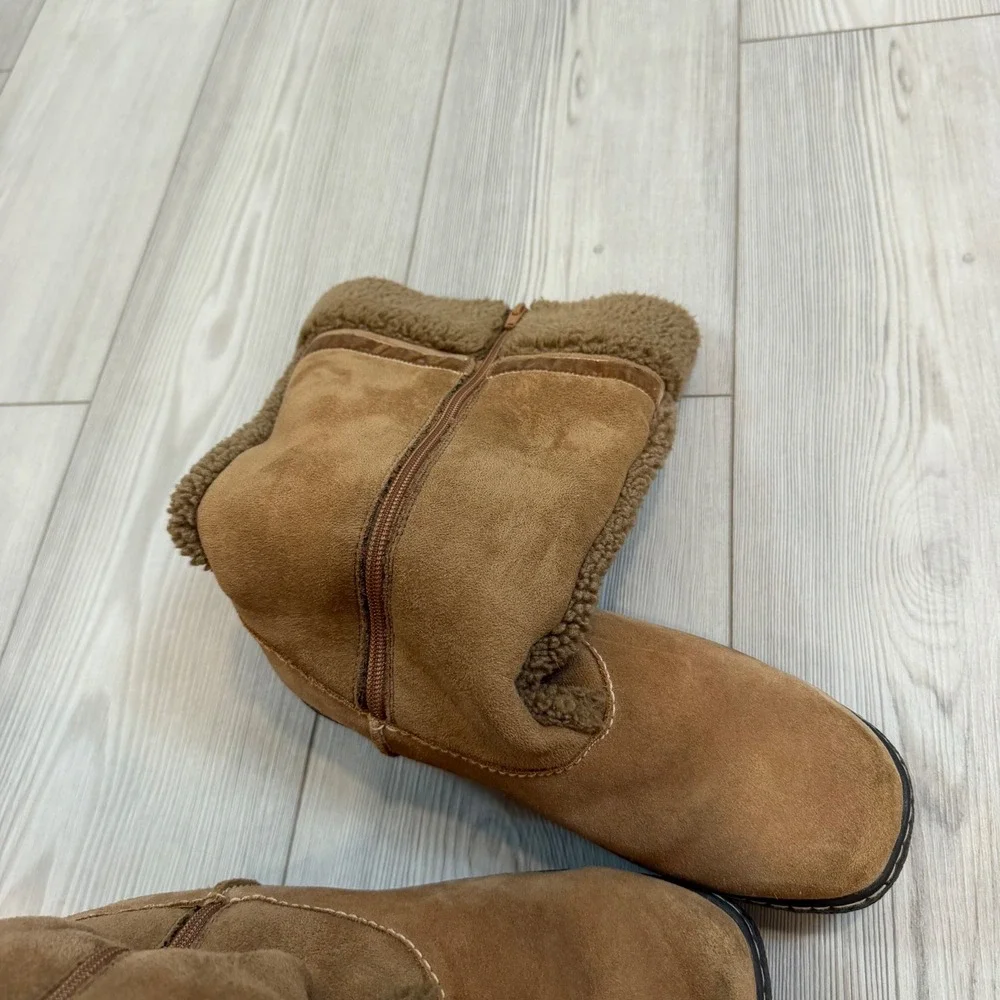 Lands End Womens Tan Suede Faux Shearling Lined Tall Winter Boots Size 8B 176999